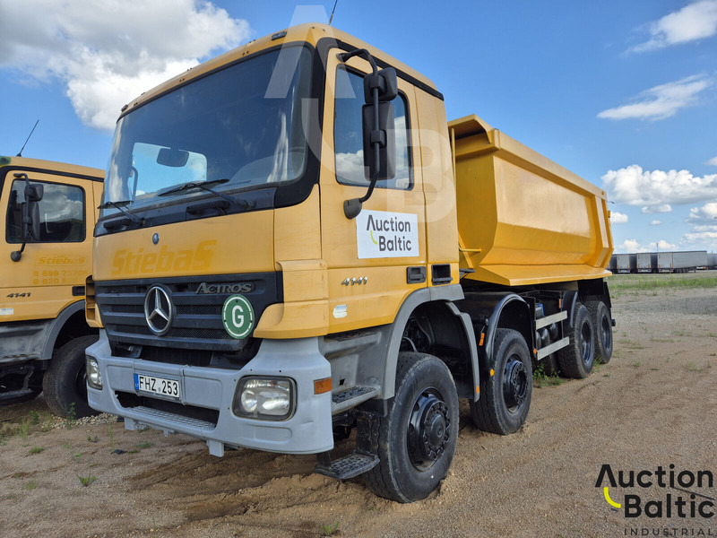 Mercedes-Benz Actros 4141 - Самосвал камион: снимка 2 Mercedes-Benz Actros 4141 - Самосвал камион: снимка 2
