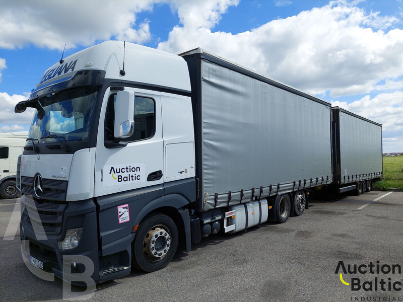 Mercedes-Benz Actros - Камион с брезент: снимка 2 Mercedes-Benz Actros - Камион с брезент: снимка 2
