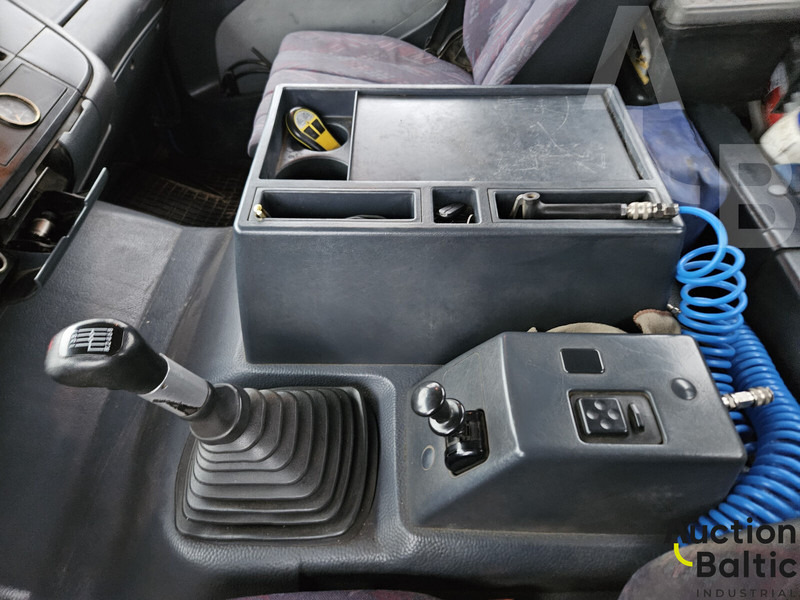 Самосвал камион Mercedes-Benz Atego: снимка 11 Самосвал камион Mercedes-Benz Atego: снимка 11