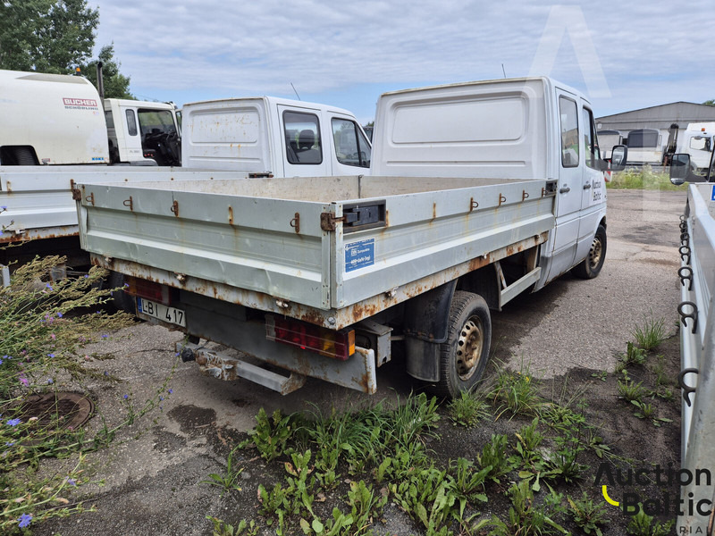 Mercedes-Benz Sprinter 208 CDI - Бордови бус, Бус с двойна кабина: снимка 4 Mercedes-Benz Sprinter 208 CDI - Бордови бус, Бус с двойна кабина: снимка 4