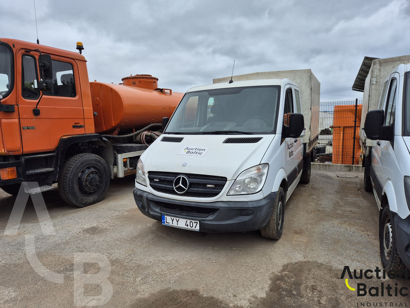 Mercedes-Benz Sprinter - Брезентов бус: снимка 2 Mercedes-Benz Sprinter - Брезентов бус: снимка 2