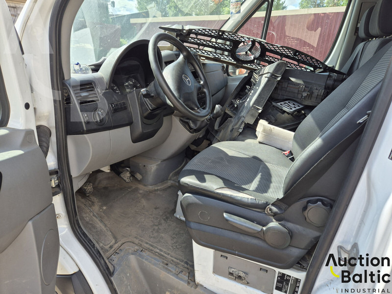 Mercedes-Benz Sprinter - Лекотоварен автомобил фургон: снимка 5 Mercedes-Benz Sprinter - Лекотоварен автомобил фургон: снимка 5