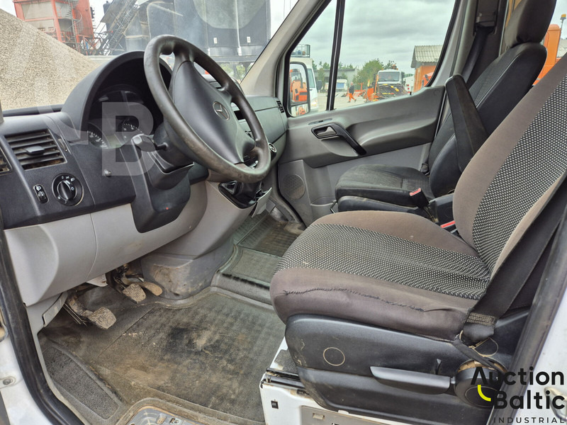 Mercedes-Benz Sprinter - Брезентов бус: снимка 4 Mercedes-Benz Sprinter - Брезентов бус: снимка 4