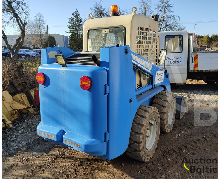 Messersi SL-45 - Мини челен товарач: снимка 3 Messersi SL-45 - Мини челен товарач: снимка 3