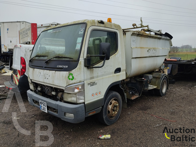 Mitsubishi Fuso - Боклукчийска кола: снимка 2 Mitsubishi Fuso - Боклукчийска кола: снимка 2