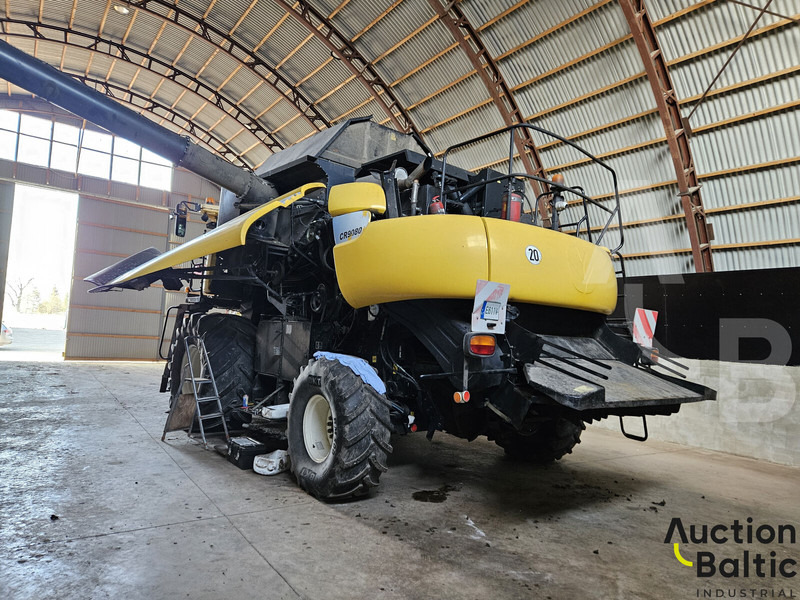 New Holland CR 9080 - Зърнокомбайн: снимка 3 New Holland CR 9080 - Зърнокомбайн: снимка 3