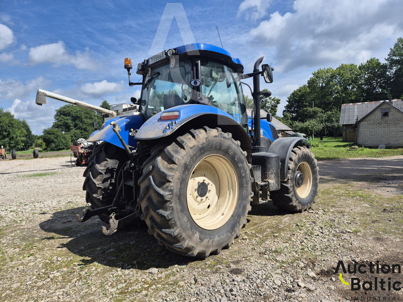 New Holland T 7.210 - Трактор: снимка 5 New Holland T 7.210 - Трактор: снимка 5