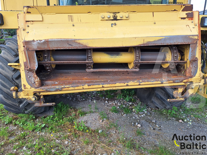 Зърнокомбайн За превоз на хранителни стоки New Holland TF 78: снимка 16