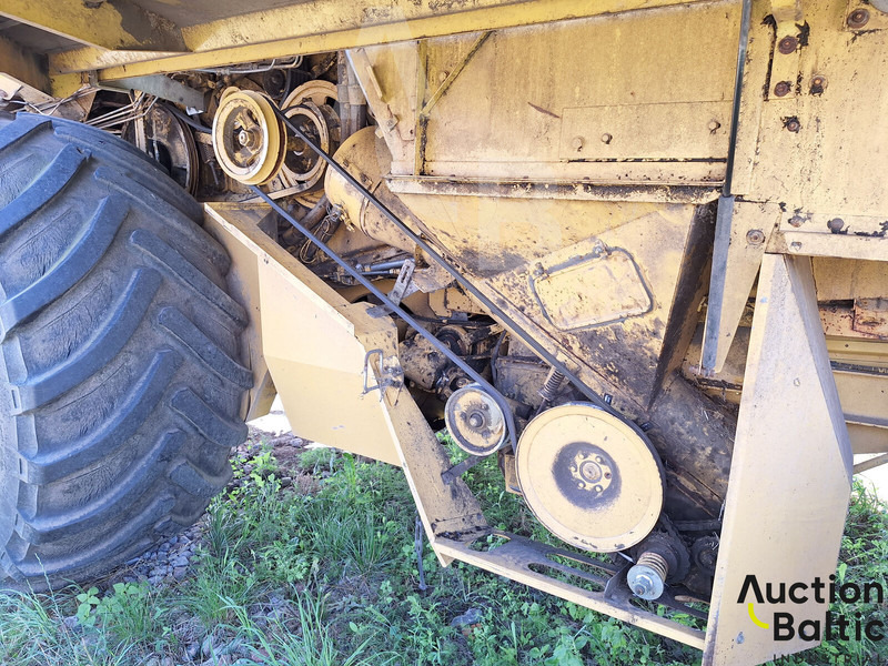 Зърнокомбайн За превоз на хранителни стоки New Holland TF 78: снимка 17
