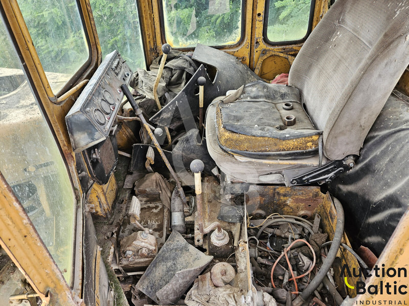 Булдозер Onbekend T-170: снимка 6