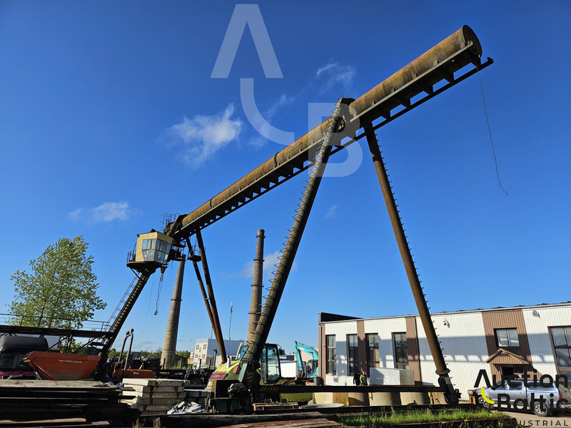 Overhead crane - Кран: снимка 1 Overhead crane - Кран: снимка 1