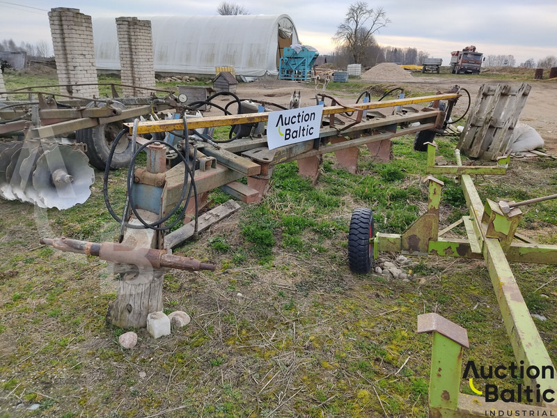 Overum C598L - Плуг: снимка 3 Overum C598L - Плуг: снимка 3