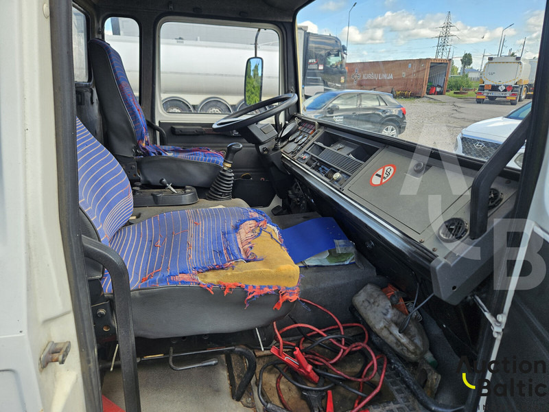 Renault Midliner S 150 - Камион цистерна: снимка 5 Renault Midliner S 150 - Камион цистерна: снимка 5