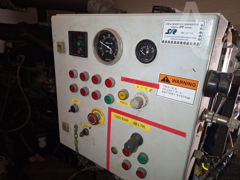 Renault Midlum 180.08 - Каналопочистваща машина: снимка 5 Renault Midlum 180.08 - Каналопочистваща машина: снимка 5