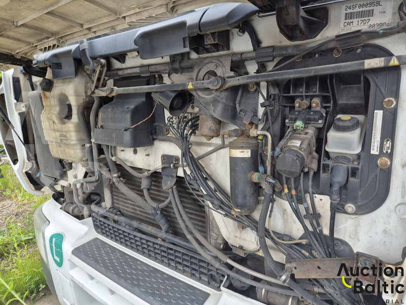Лизинг на Renault PREMIUM 410.18 Renault PREMIUM 410.18: снимка 9