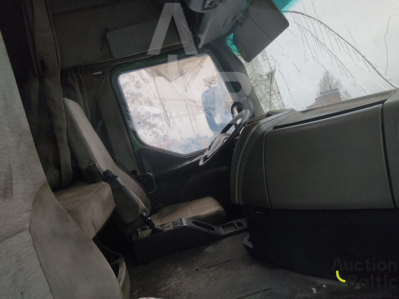 Renault Premium Route - Мултилифт за контейнери камион: снимка 5 Renault Premium Route - Мултилифт за контейнери камион: снимка 5