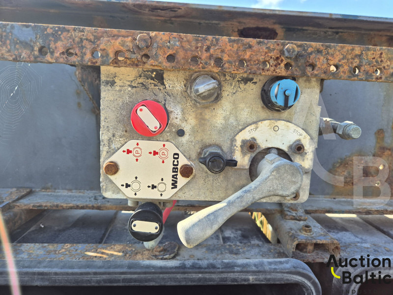 Renders N3ST31L - Брезентово полуремарке: снимка 5 Renders N3ST31L - Брезентово полуремарке: снимка 5