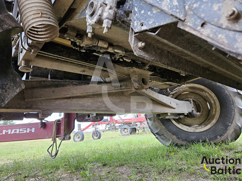 Зърнокомбайн За превоз на хранителни стоки Rostselmash Acros 595 Plus: снимка 16 Зърнокомбайн За превоз на хранителни стоки Rostselmash Acros 595 Plus: снимка 16