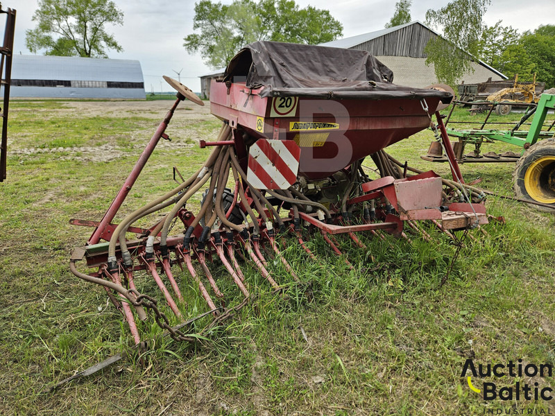 SPU 4 - Комбинирана сеялка: снимка 4 SPU 4 - Комбинирана сеялка: снимка 4