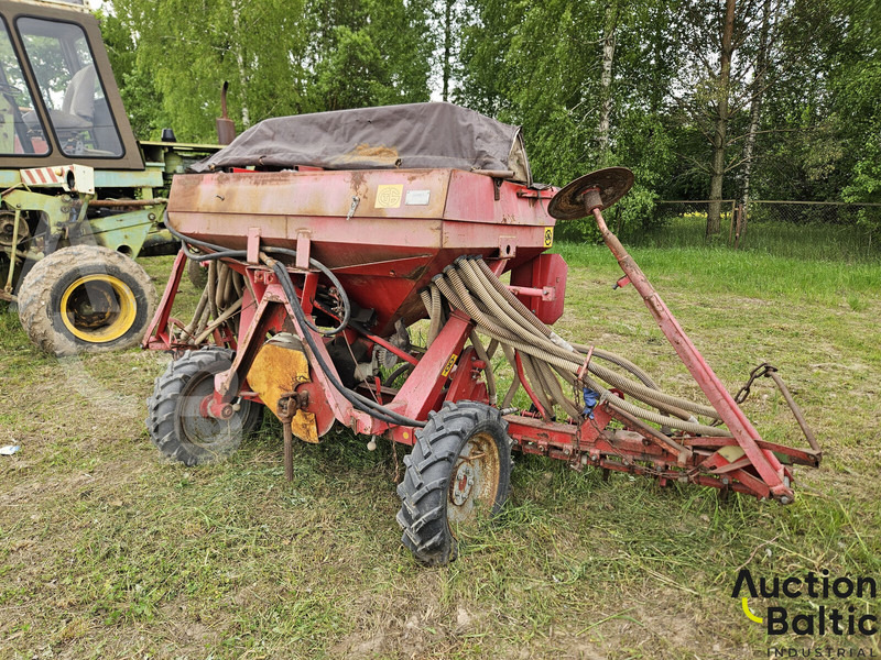 SPU 4 - Комбинирана сеялка: снимка 1 SPU 4 - Комбинирана сеялка: снимка 1