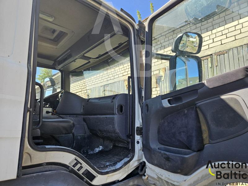 Стационарна бетон помпа Scania P 420: снимка 6