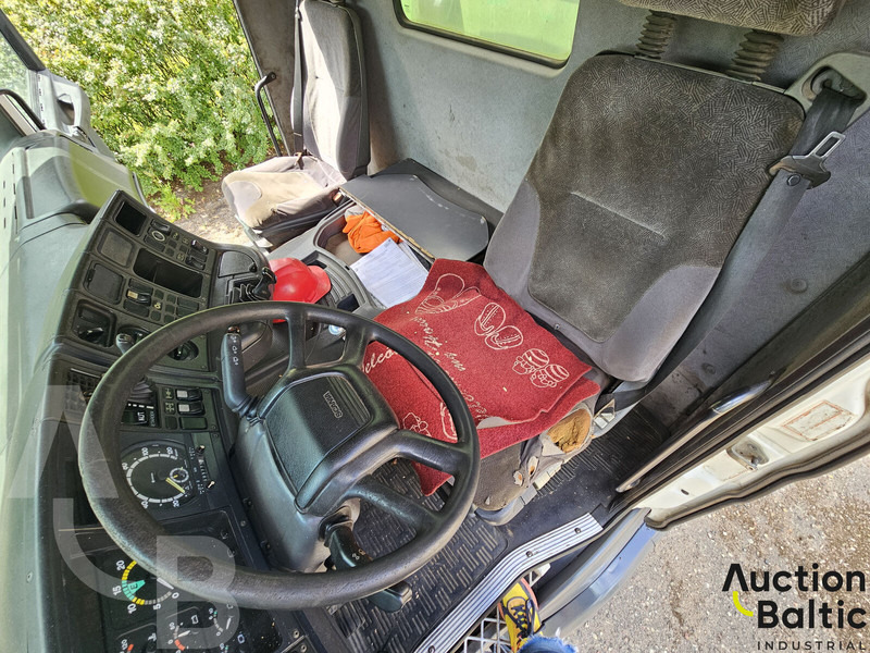 Scania R 124 GB - Горско ремарке: снимка 5 Scania R 124 GB - Горско ремарке: снимка 5