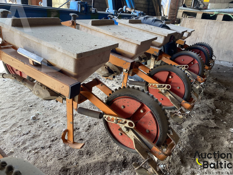 Schmotzer UD2012 - Прецизна сеялка: снимка 5 Schmotzer UD2012 - Прецизна сеялка: снимка 5