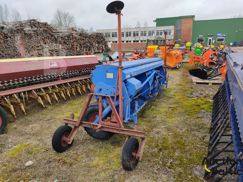 Stegsted 4M.33R - Машина за сеене: снимка 4 Stegsted 4M.33R - Машина за сеене: снимка 4