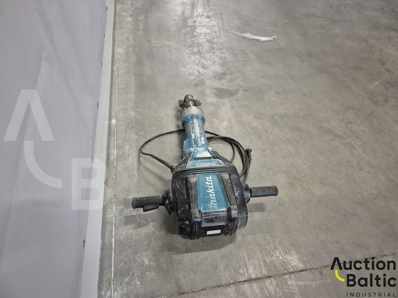 Makita HM1812 - Строителна техника: снимка 2 Makita HM1812 - Строителна техника: снимка 2