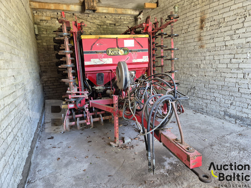 Vaderstad Rapid 600f - Машина за сеене: снимка 2 Vaderstad Rapid 600f - Машина за сеене: снимка 2