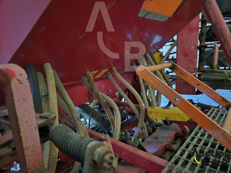 Vaderstad Rapid 600f - Машина за сеене: снимка 3 Vaderstad Rapid 600f - Машина за сеене: снимка 3