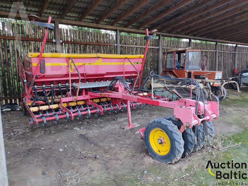 Машина за сеене Vaderstad Rapid400C: снимка 1