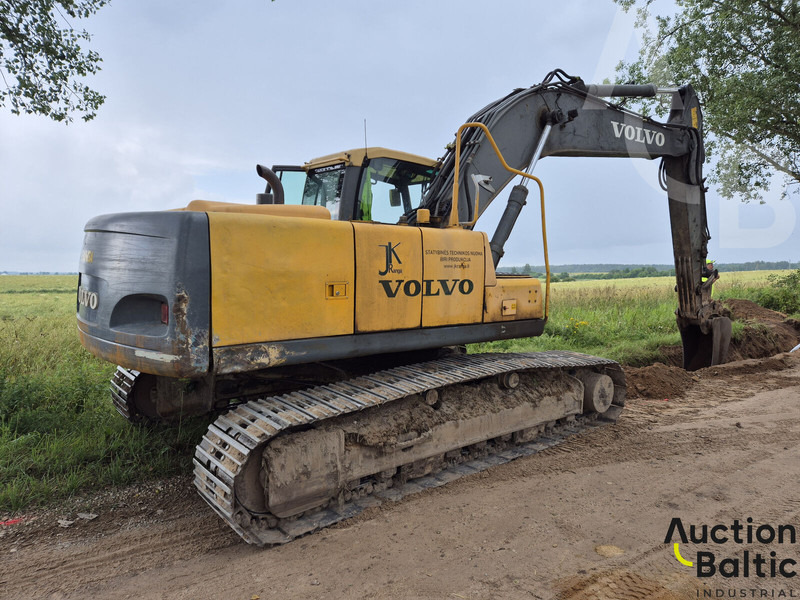 Volvo EC 210 C L - Верижен багер: снимка 3 Volvo EC 210 C L - Верижен багер: снимка 3