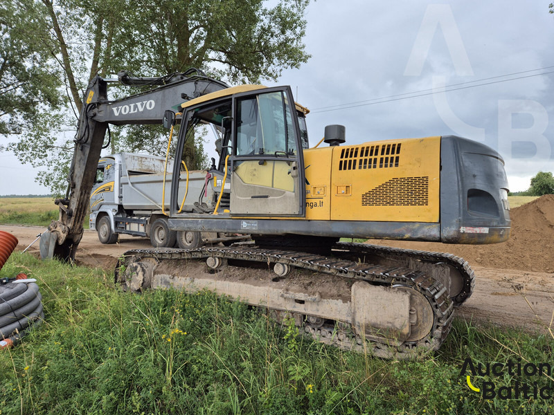 Volvo EC 210 C L - Верижен багер: снимка 4 Volvo EC 210 C L - Верижен багер: снимка 4