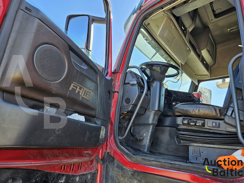 Volvo FH16 - Горско ремарке: снимка 5 Volvo FH16 - Горско ремарке: снимка 5