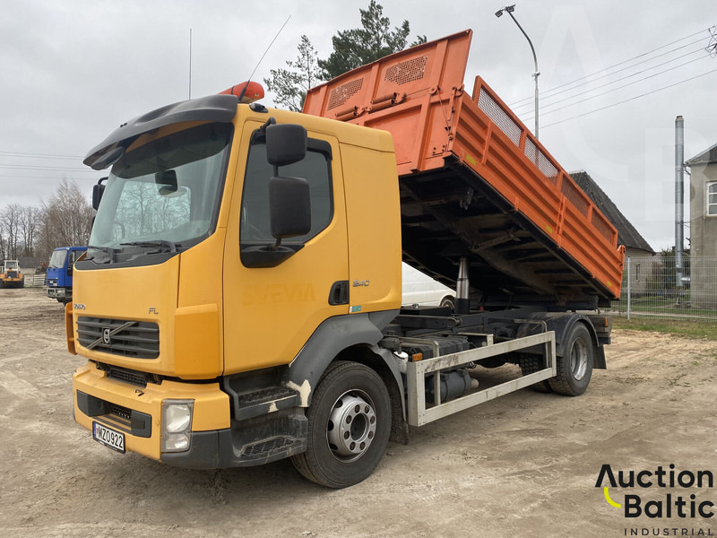 Volvo FL 240 4x2 - Самосвал камион: снимка 2 Volvo FL 240 4x2 - Самосвал камион: снимка 2
