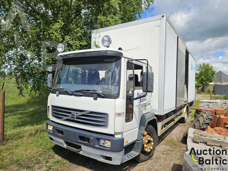 Volvo FL615 - Камион фургон: снимка 1 Volvo FL615 - Камион фургон: снимка 1
