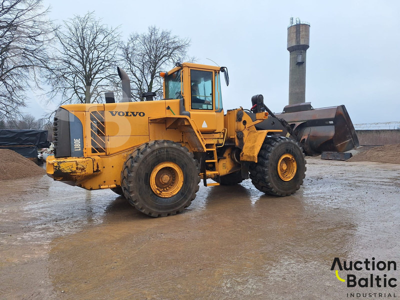 Volvo L 180 E - Колесен товарач: снимка 4 Volvo L 180 E - Колесен товарач: снимка 4