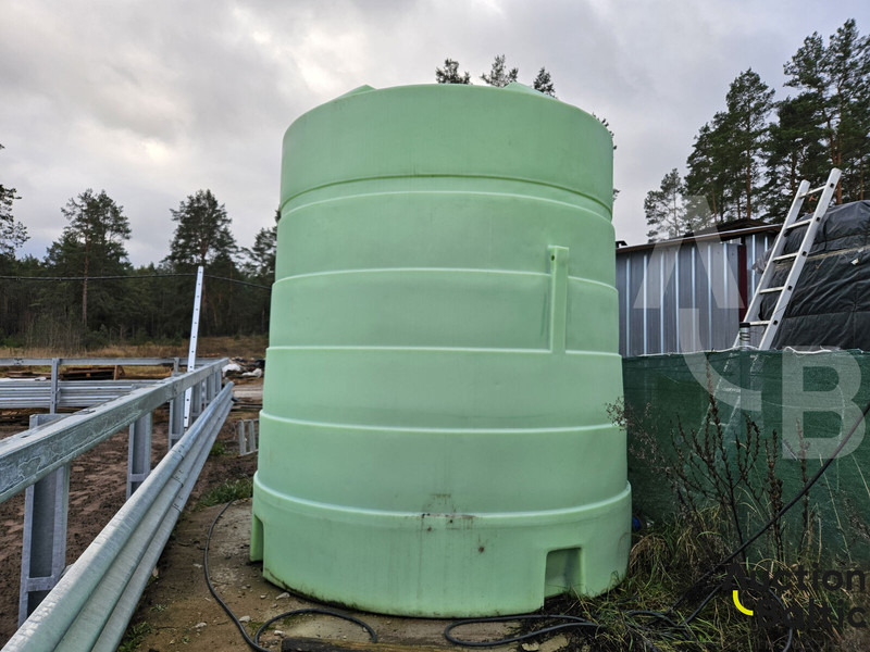 WATER tank - Камион цистерна: снимка 1 WATER tank - Камион цистерна: снимка 1