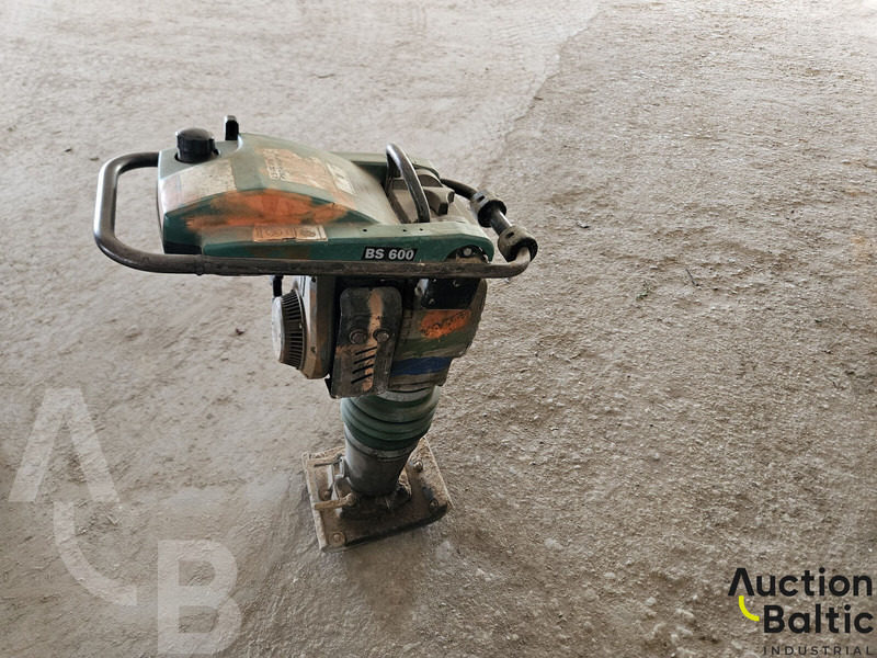 Wacker BS600 - Виброплоча: снимка 3 Wacker BS600 - Виброплоча: снимка 3
