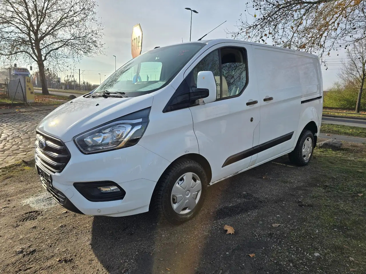 Ford Transit Custom Kasten 280 L1 Trend - Товарен бус: снимка 2 Ford Transit Custom Kasten 280 L1 Trend - Товарен бус: снимка 2