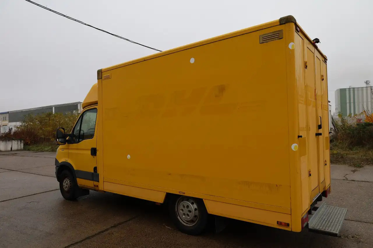 Iveco Daily/ Regalsystem/KURZ/Getriebe Defekt - Лекотоварен автомобил фургон: снимка 3 Iveco Daily/ Regalsystem/KURZ/Getriebe Defekt - Лекотоварен автомобил фургон: снимка 3