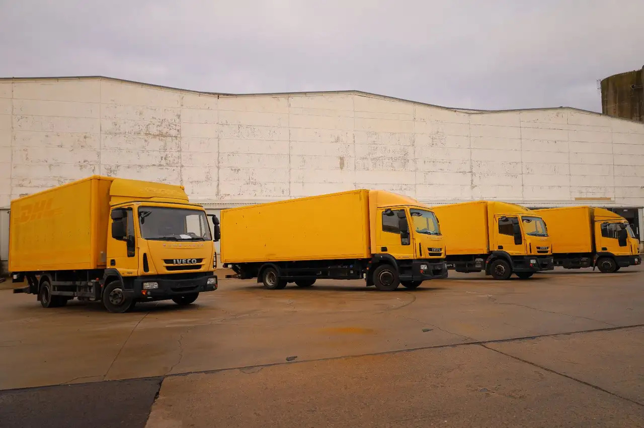 Iveco IG80EL2BA/1. Hand/Koffer - Камион фургон: снимка 1 Iveco IG80EL2BA/1. Hand/Koffer - Камион фургон: снимка 1