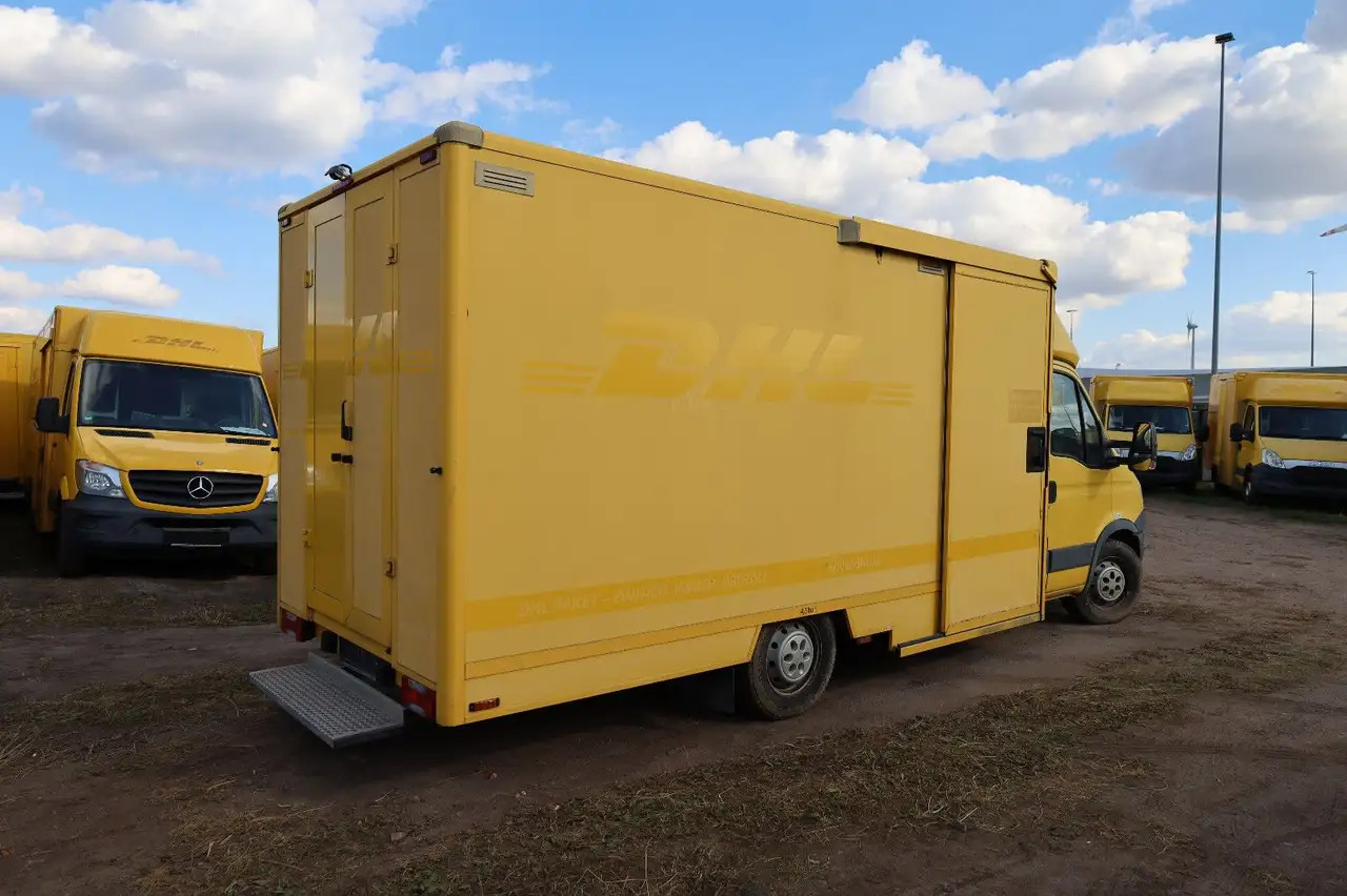 Iveco IS35SI2AA Daily/ Regalsystem/Luftfeder/1. Hand - Лекотоварен автомобил фургон: снимка 4 Iveco IS35SI2AA Daily/ Regalsystem/Luftfeder/1. Hand - Лекотоварен автомобил фургон: снимка 4