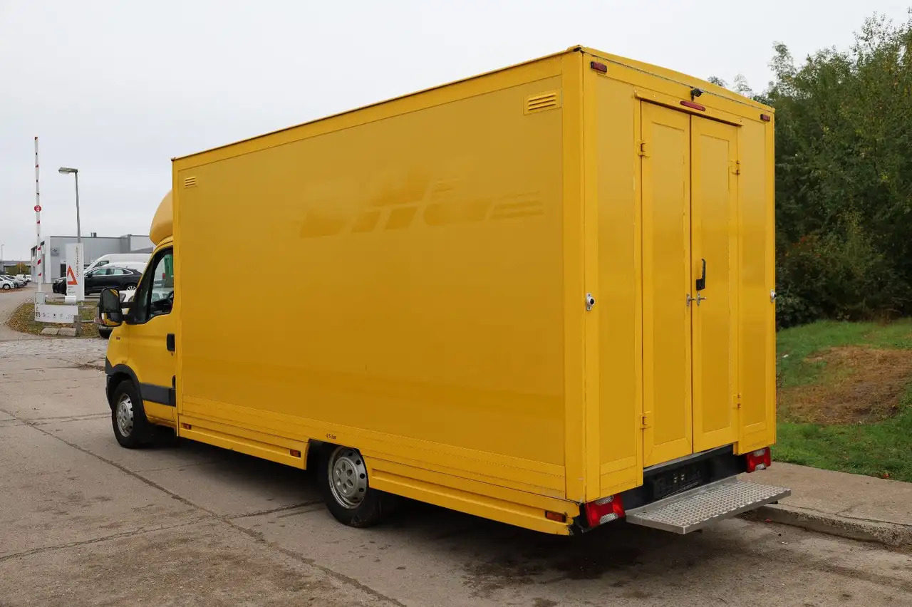Iveco IS35SI2AA Daily/ Regalsystem/Luftfeder/1. Hand/ - Лекотоварен автомобил фургон: снимка 3 Iveco IS35SI2AA Daily/ Regalsystem/Luftfeder/1. Hand/ - Лекотоварен автомобил фургон: снимка 3