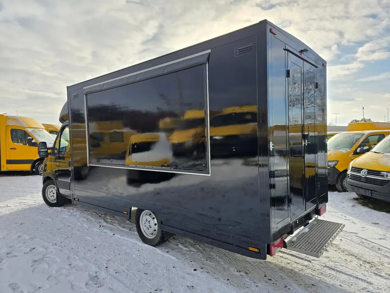 Iveco IS35SI2AA/ FOODTRUCK/Daily - Магазин камион: снимка 5 Iveco IS35SI2AA/ FOODTRUCK/Daily - Магазин камион: снимка 5