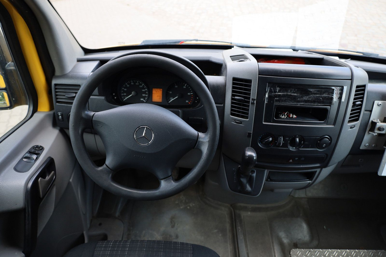 Mercedes-Benz Sprinter II Pritsche/ Koffer - Лекотоварен автомобил фургон: снимка 4 Mercedes-Benz Sprinter II Pritsche/ Koffer - Лекотоварен автомобил фургон: снимка 4