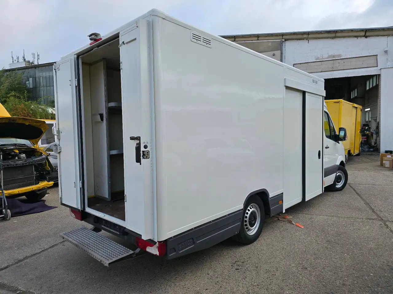 Mercedes-Benz Sprinter/Koffer/Regalsystem/ EU5/ 1. Hand - Лекотоварен автомобил фургон: снимка 5 Mercedes-Benz Sprinter/Koffer/Regalsystem/ EU5/ 1. Hand - Лекотоварен автомобил фургон: снимка 5