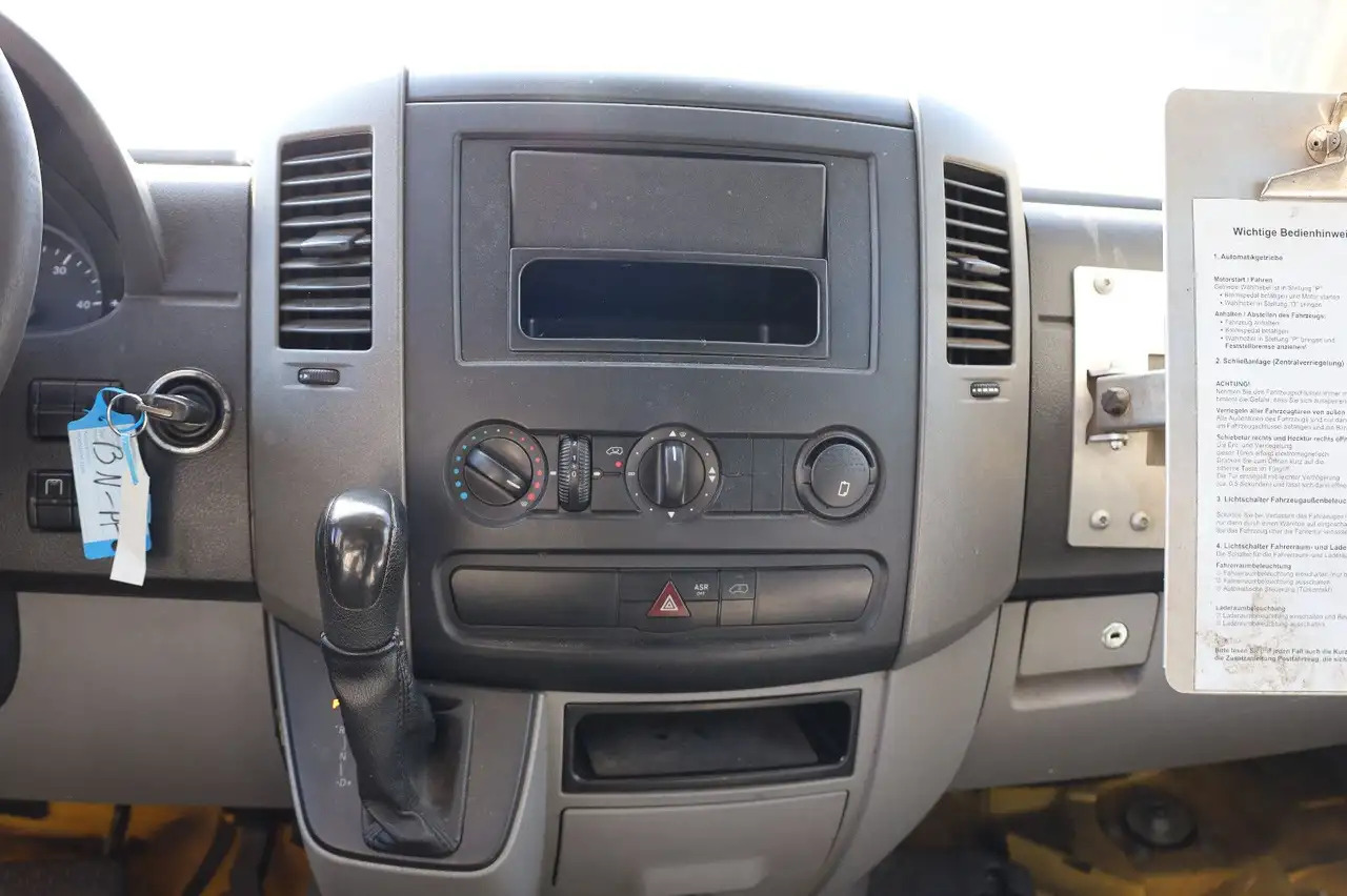 Лекотоварен автомобил фургон Mercedes-Benz Sprinter/Koffer/Regalsystem/ EU5/ 1. Hand: снимка 9
