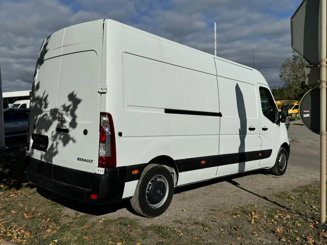 Renault Master Kasten/Scheckheft/1. Hand - Товарен бус: снимка 5 Renault Master Kasten/Scheckheft/1. Hand - Товарен бус: снимка 5
